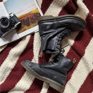 SOLD | Leather Dr Marten Laceup Boots